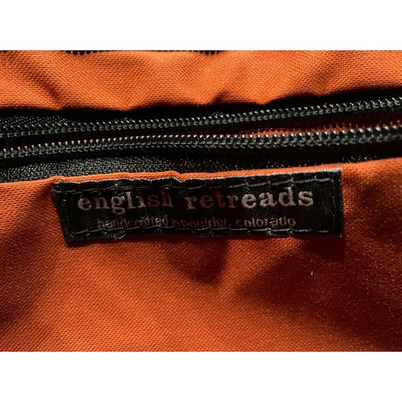 GENTLY USED ENGLISH RETREADS PURSE - Picture 4 of 5